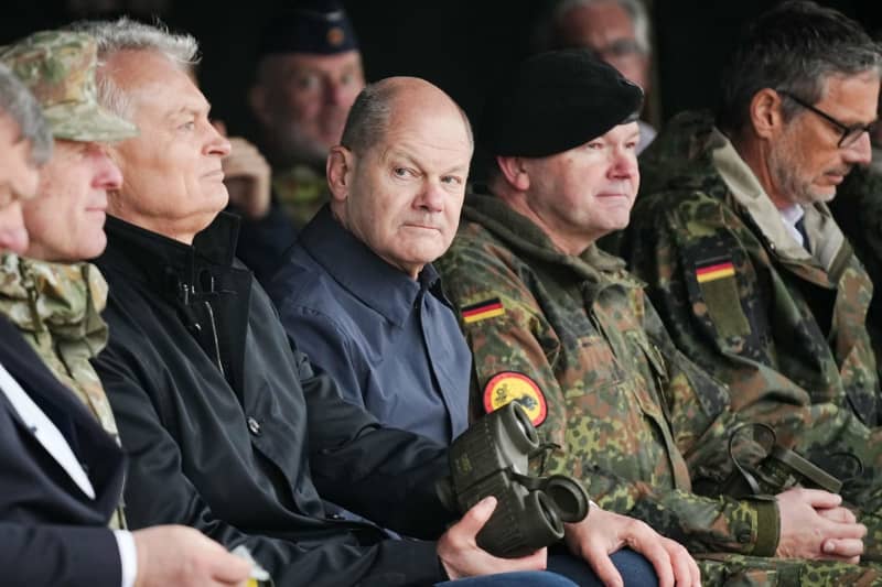 Chancellor Scholz Vows Robust Defense for Baltics, Plans Brigade in Lithuania