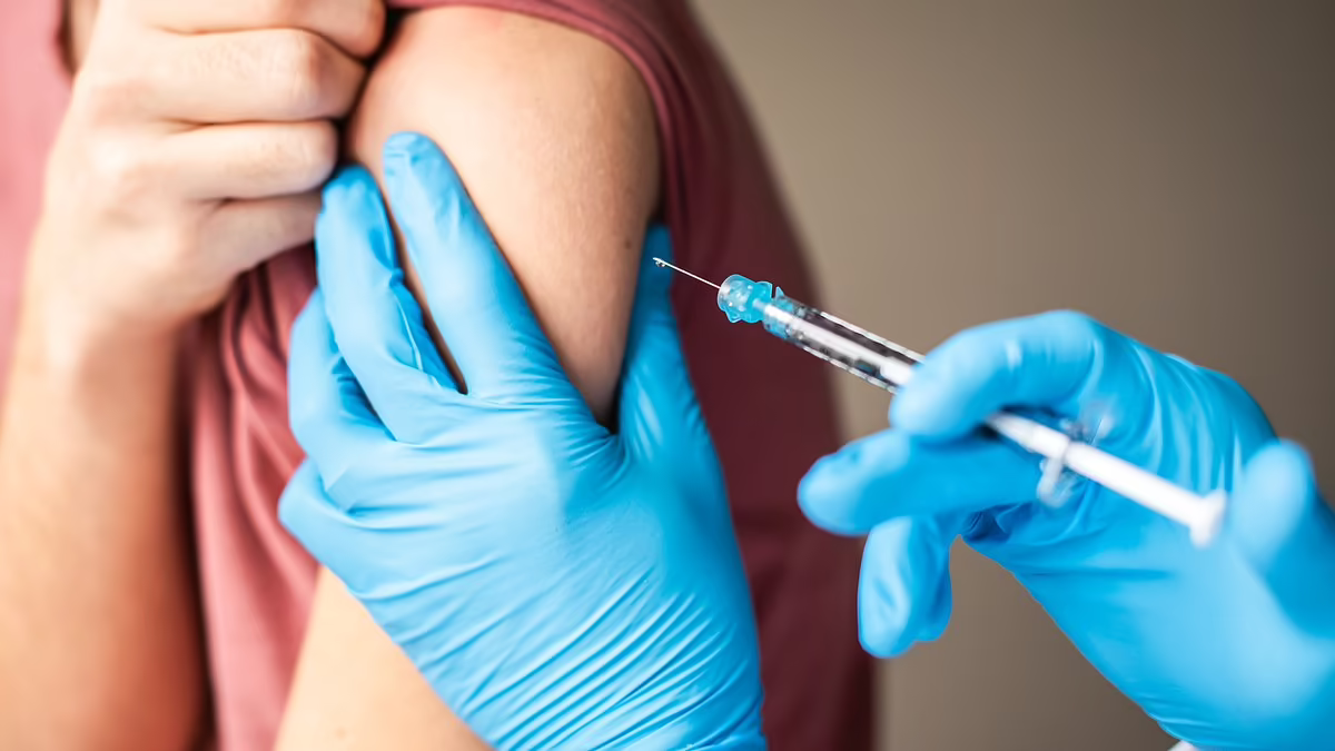 New FLiRT and KP Variants Challenge Vaccine Efficacy, Surge in UK and US Cases