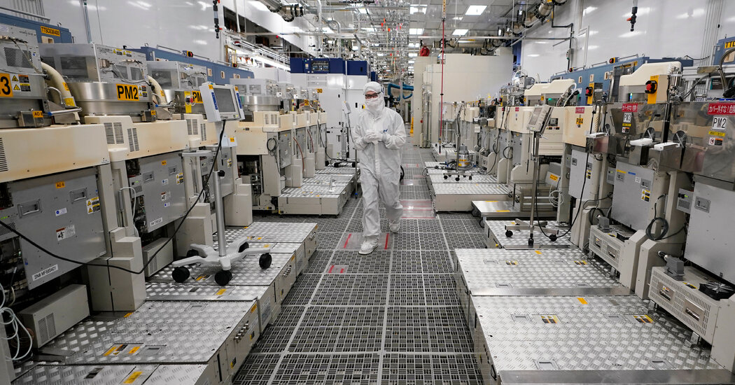 Micron Scores $6.1B in U.S. Grants to Power Chip Plant Expansion