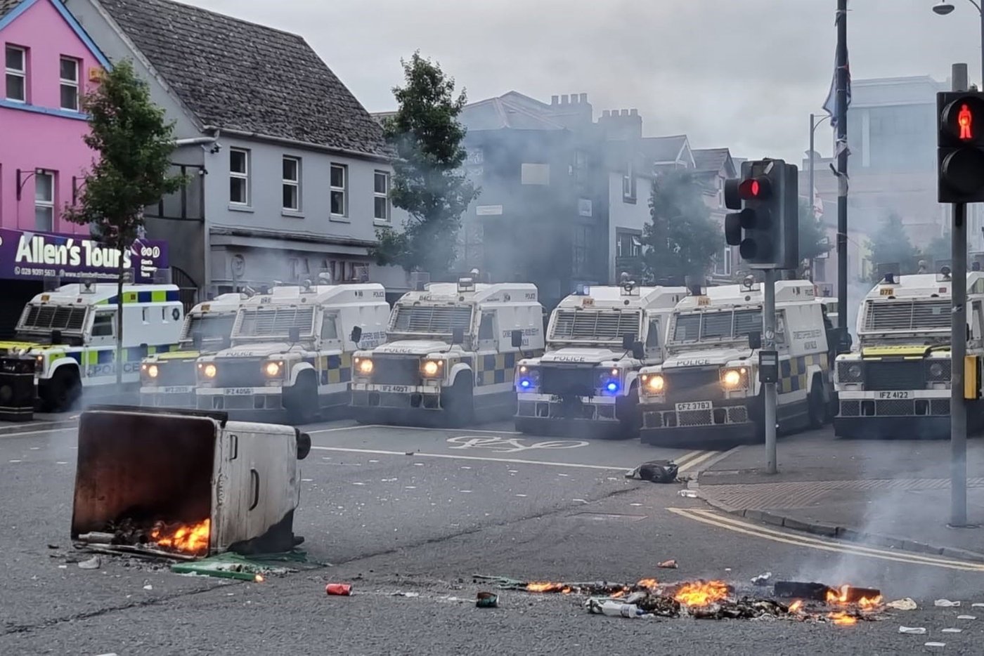 Violence Erupts in Londonderry: Police Attacked with Fireworks and Molotov Cocktails