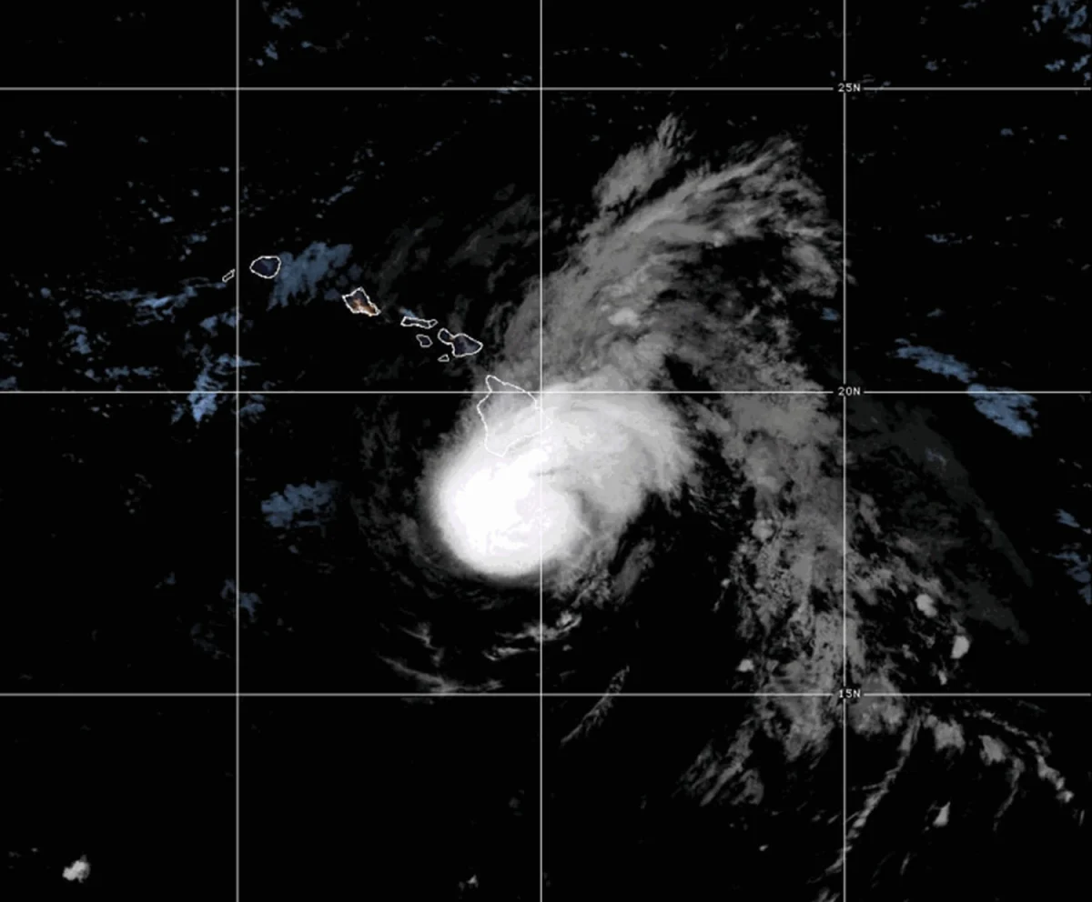 Tropical Storm Hone to Hit Hawaii: Heavy Rain, Strong Winds, and Flooding Expected