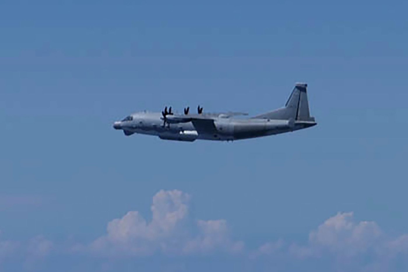 Japan Scrambles Jets as Chinese Military Plane Violates Airspace Amid Rising Tensions