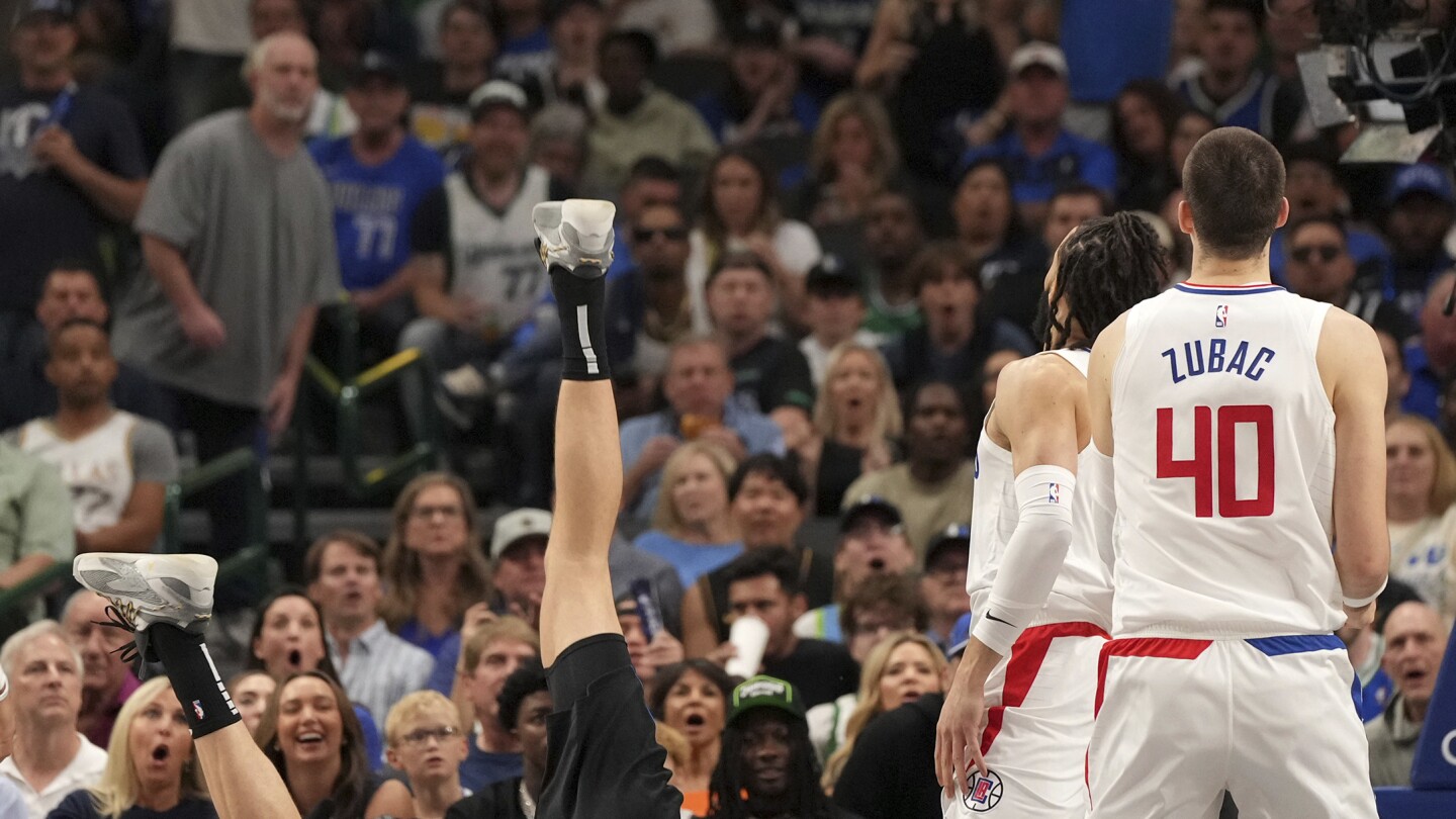 Mavericks Advance Without Kleber: Severe Shoulder Injury Sidelines Forward