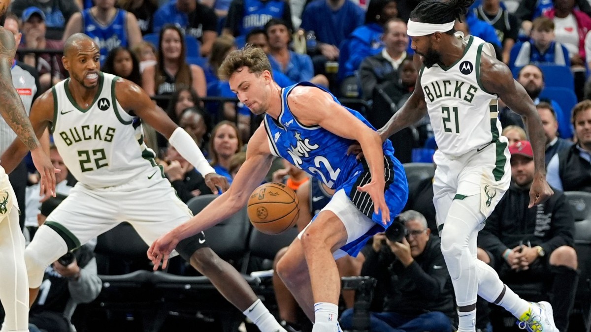 Bucks Slide to 3rd Seed, Face Pacers in Playoffs Amid Giannis Injury Concerns