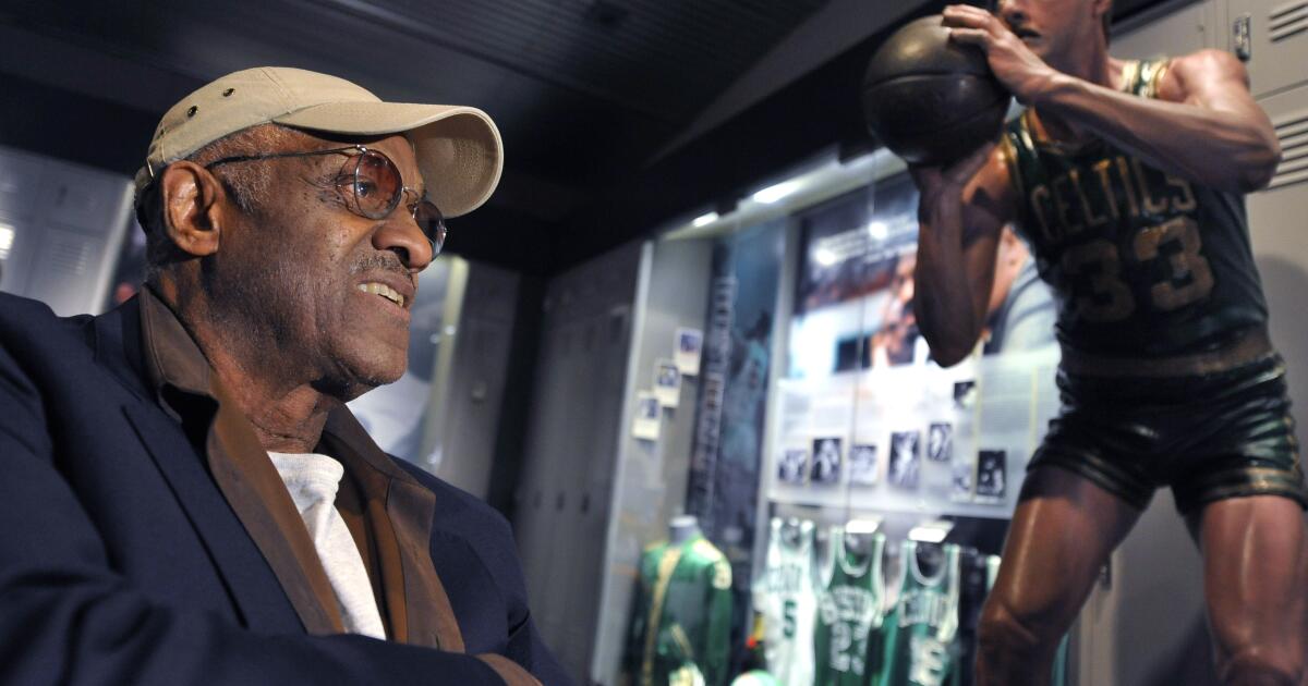 NBA Legend Chet "The Jet" Walker Passes Away at 84, Leaving Legacy On and Off the Court