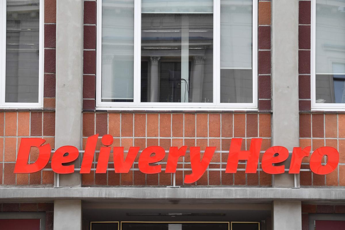 EU Probes Delivery Hero and Glovo for Cartel Allegations, Faces Major Fine and Stock Plunge