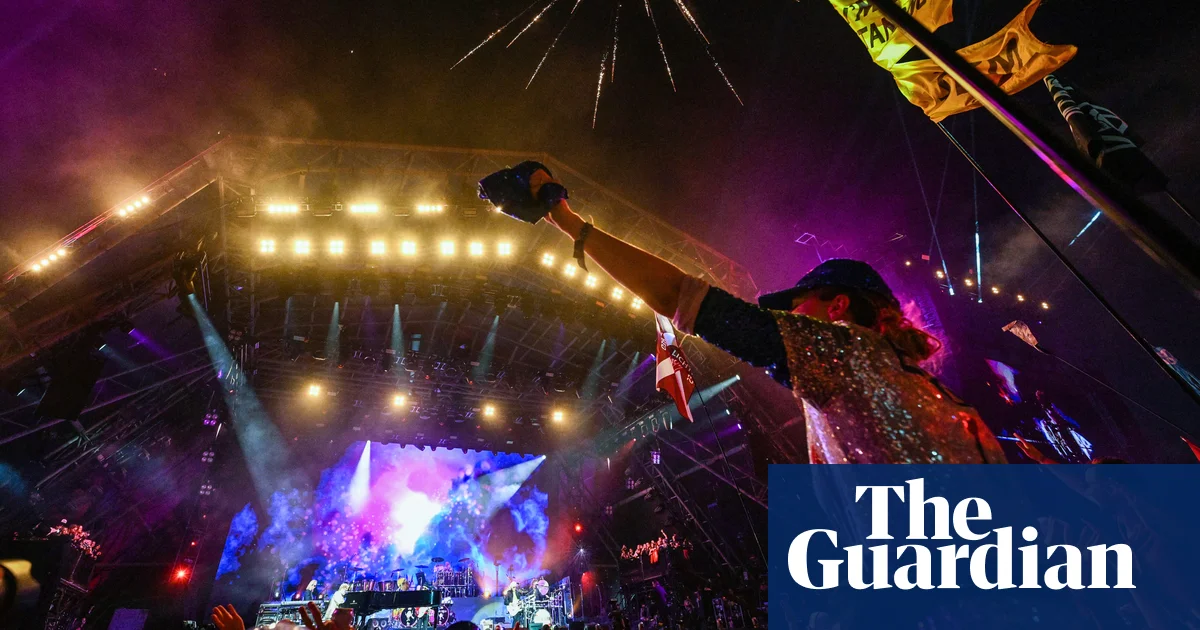 UK Live Music Sector Hits Record £6.1 Billion, Major Tours Drive Economic Boom