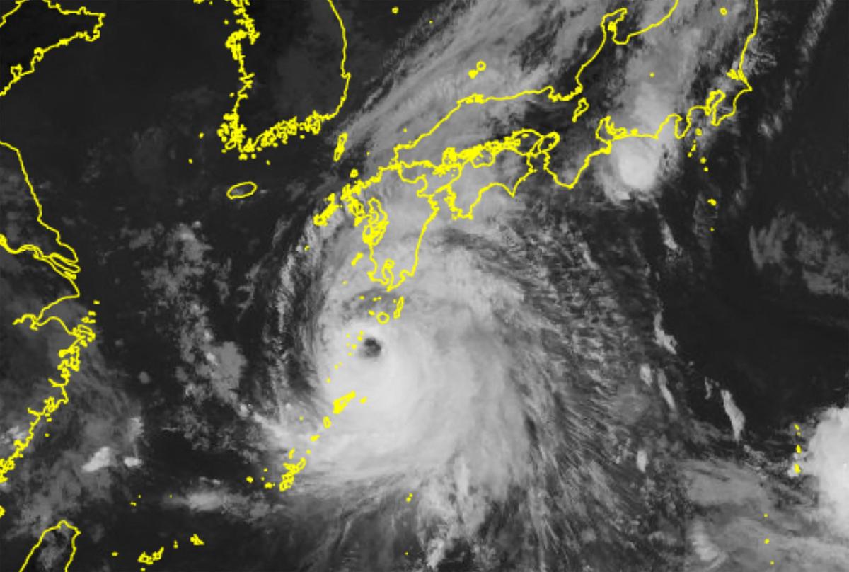 Typhoon Shanshan Batters Japan: 3 Dead, Massive Flooding, and Power Outages for 254,000 Households