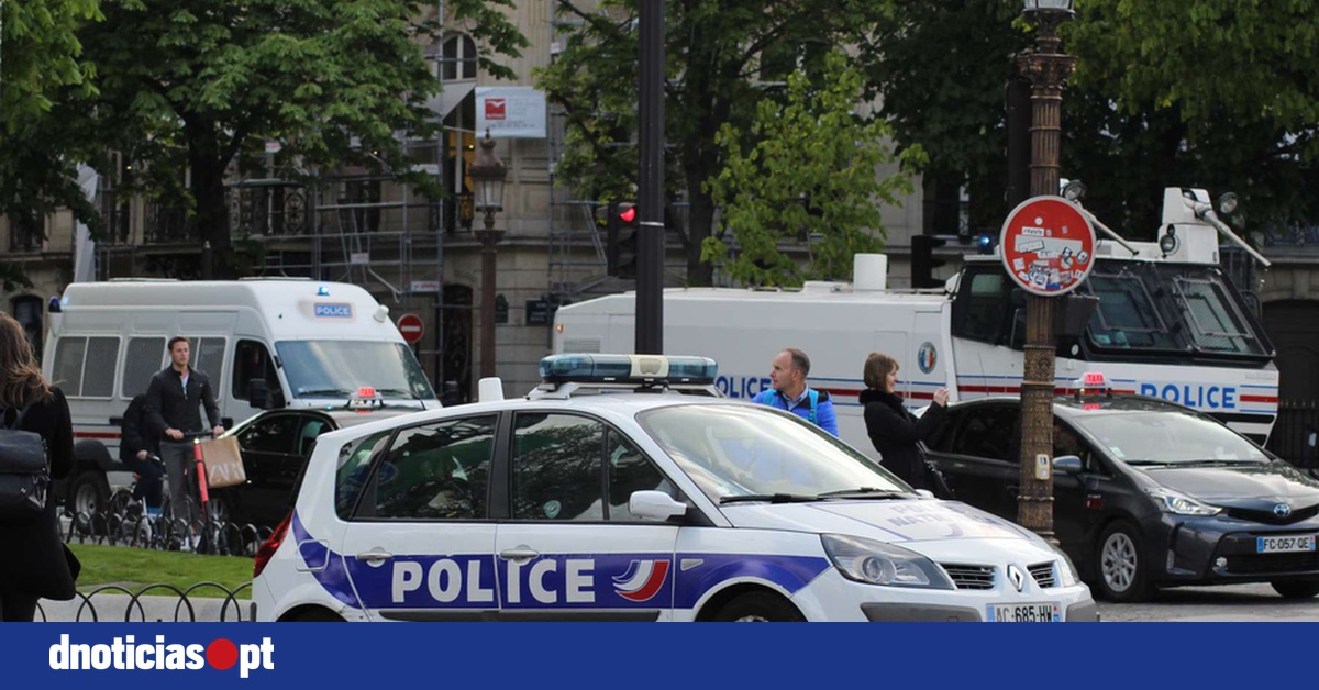 Knife Attack Near Champs-Élysées Sparks Security Surge Ahead of Paris Olympics