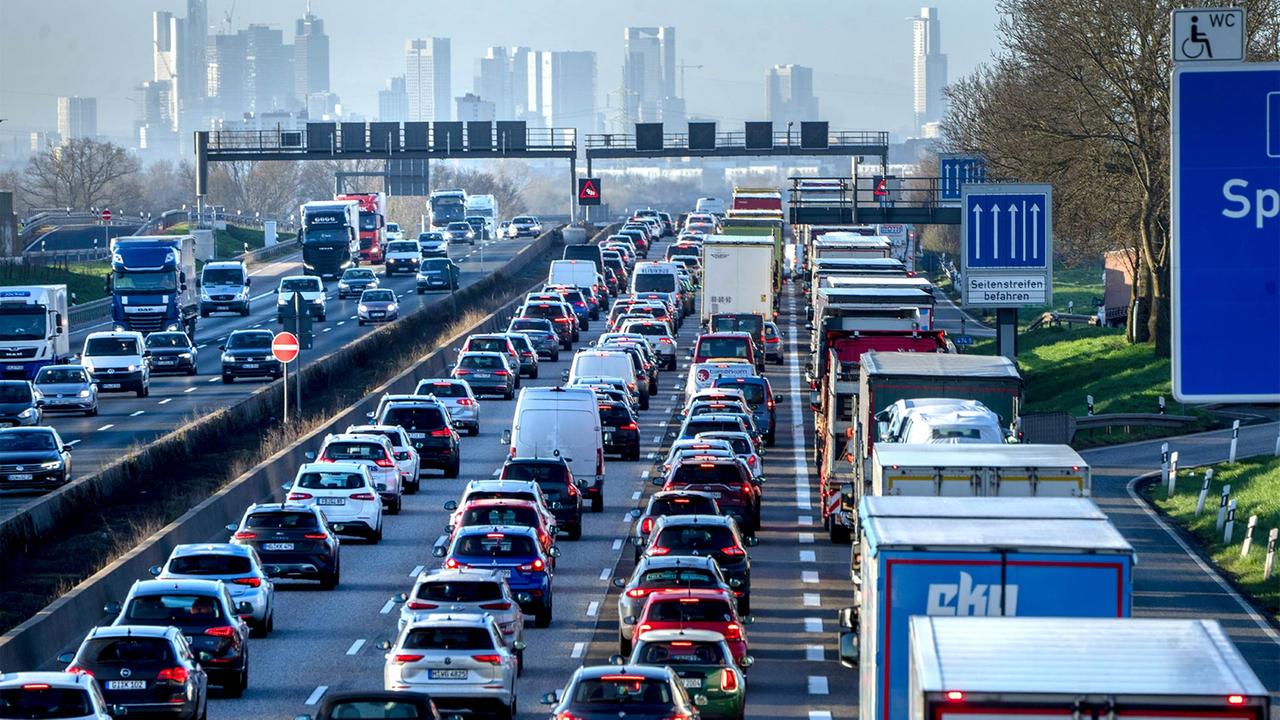 Germany Ordered to Revamp Air Pollution Plan Amid Health Risks and Legal Challenge