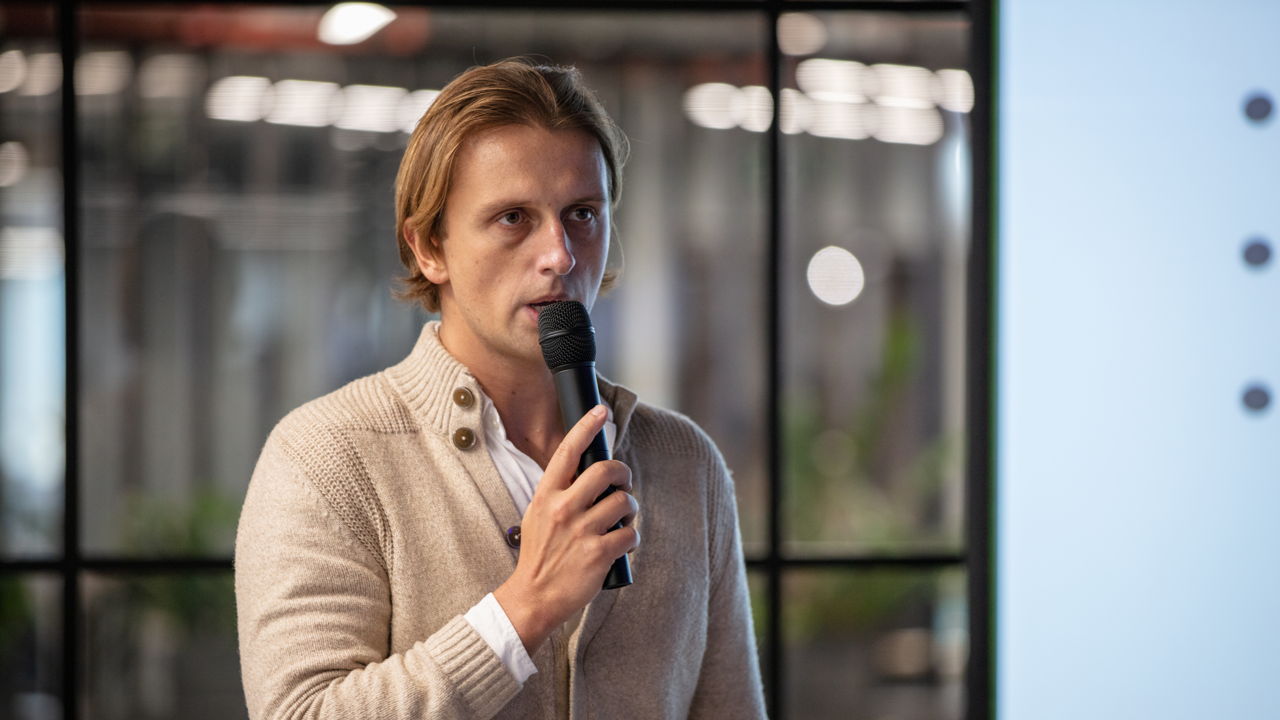 Revolut Secures UK Banking License, Eyes $45 Billion Valuation and Major Financial Growth