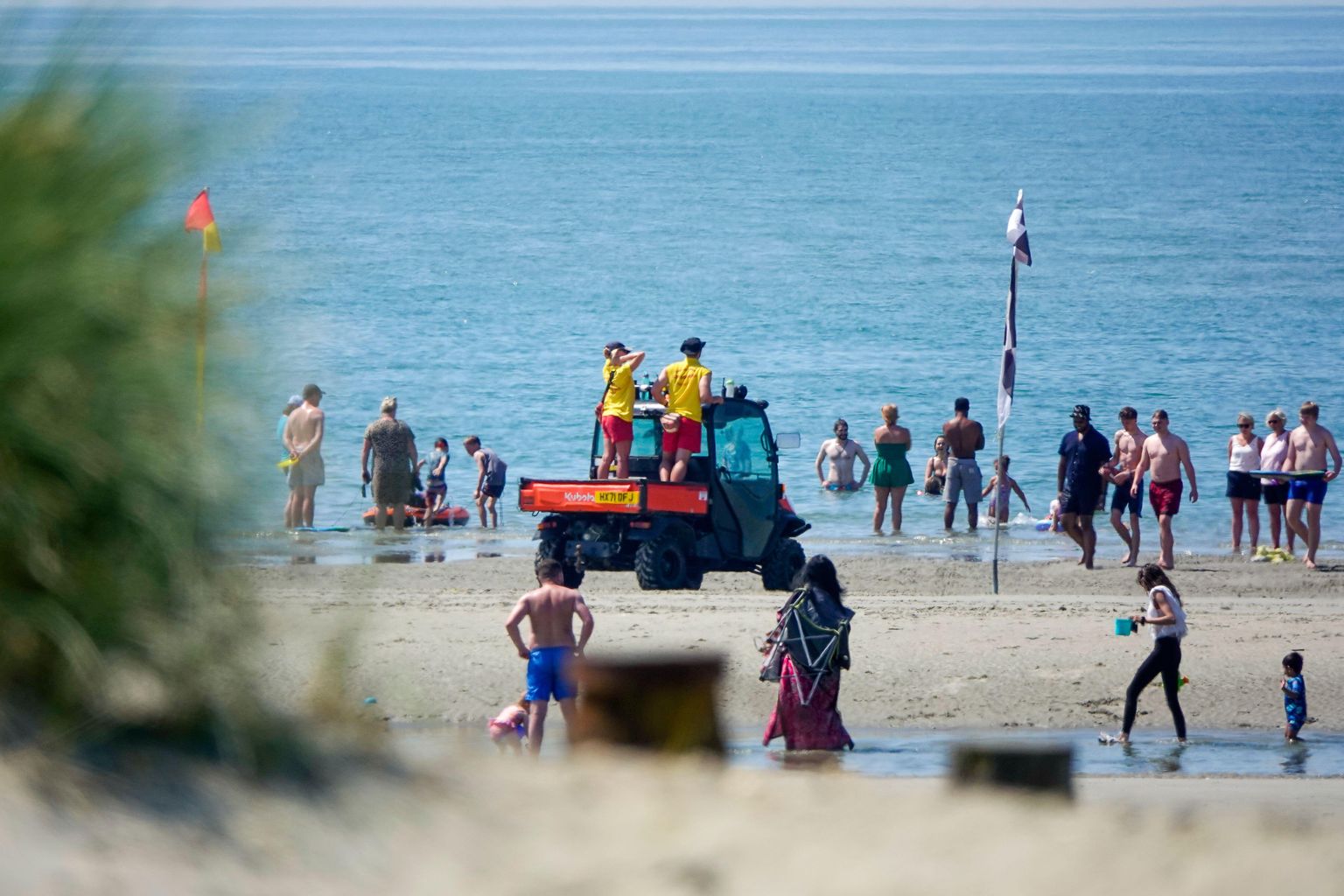 Teen Drowns on School Trip at West Wittering Beach; Investigation Underway