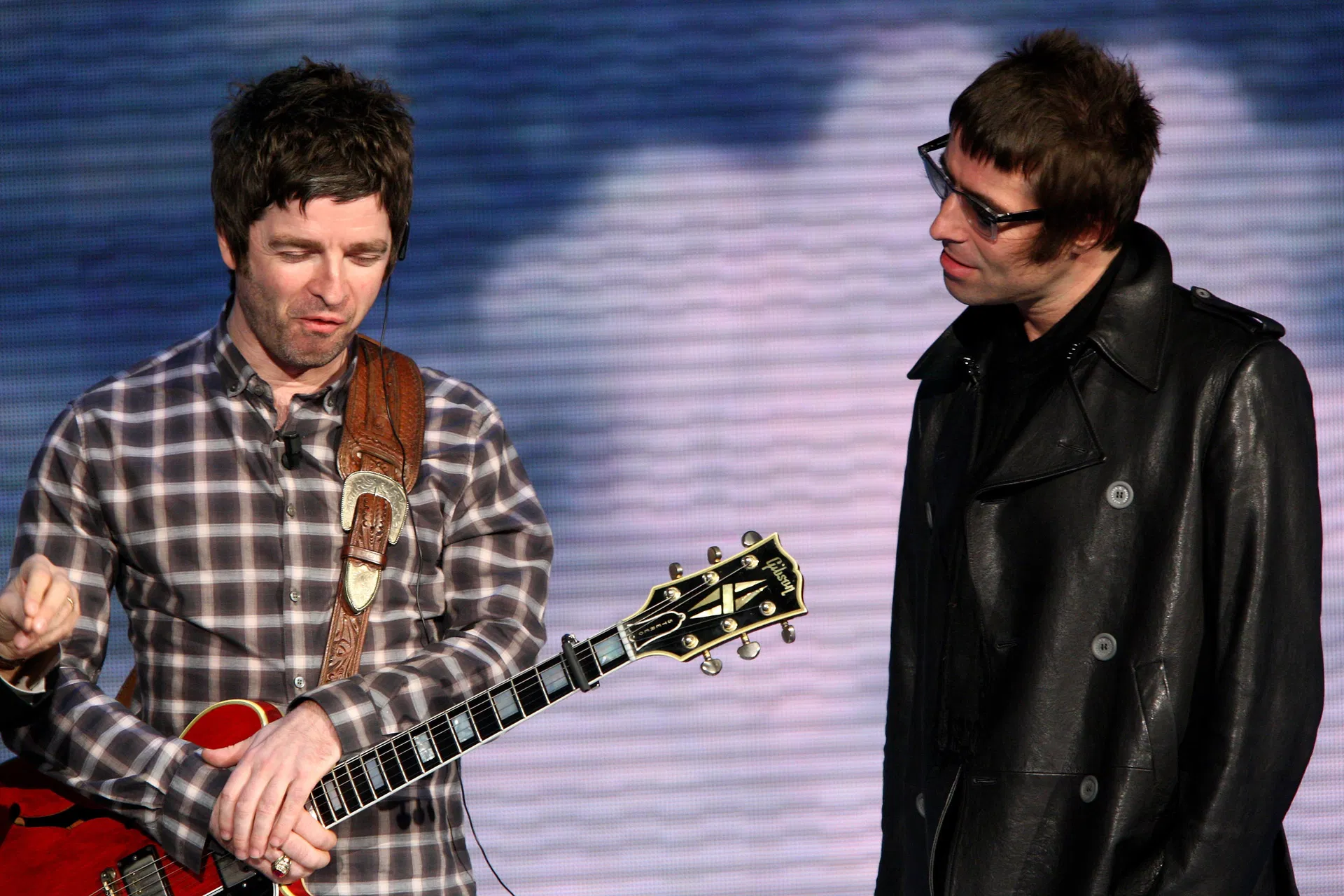 Oasis Reunion Rumors Ignite Excitement for Glastonbury 2025 Performance