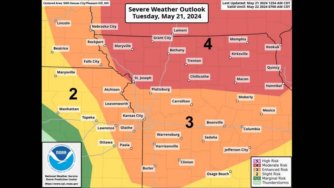 Midwest Faces Severe Storms: Iowa at 'Moderate' Risk with Tornadoes, Hail, and Flash Flooding; Extreme Heat in Texas