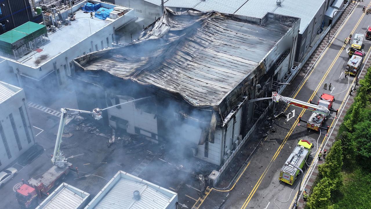 Fatal Fire at South Korean Lithium Battery Plant Claims 22 Lives, Sparks Safety Concerns