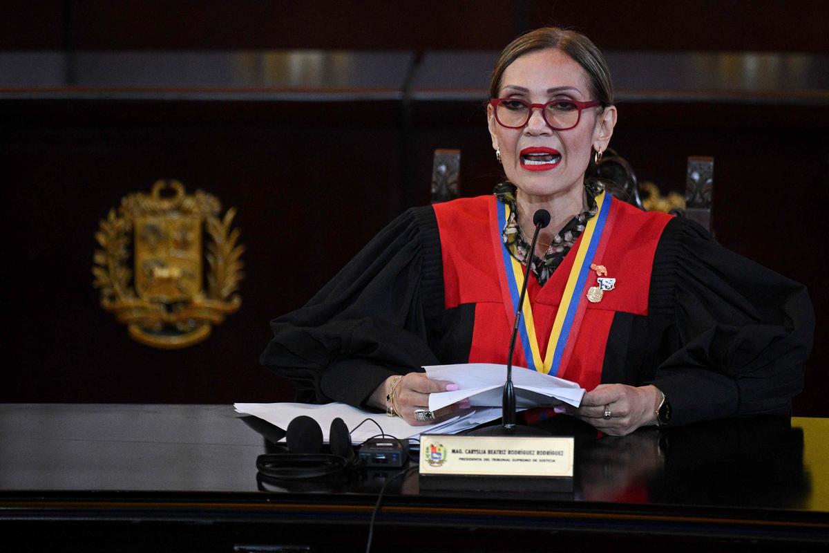 Venezuelan Supreme Court Confirms Maduro's Victory Amidst Fraud Allegations and International Condemnation